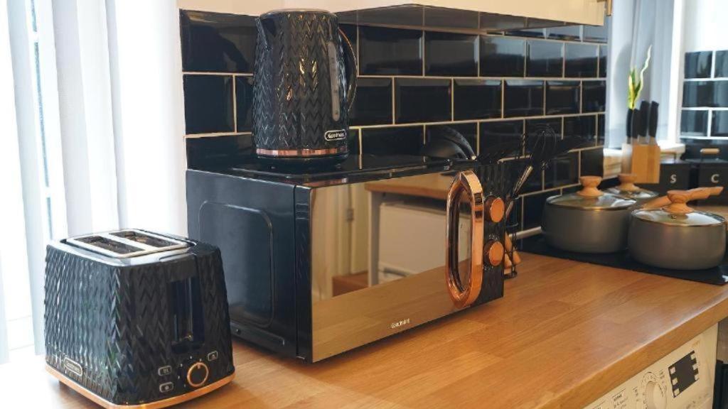 Beautiful Apartment In Sussex Gardens Лондон Экстерьер фото